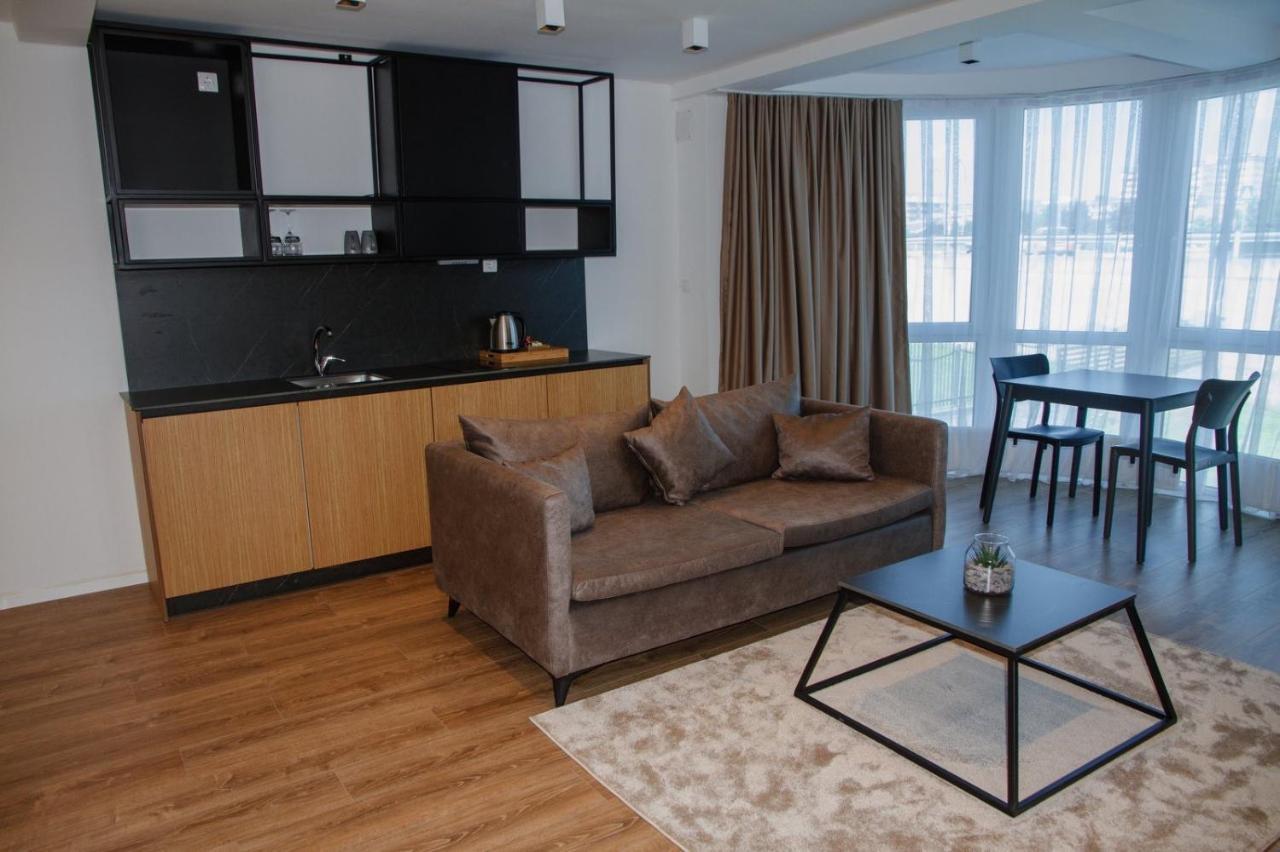 Swiss Apartments Prishtina พริสตีนา ภายนอก รูปภาพ